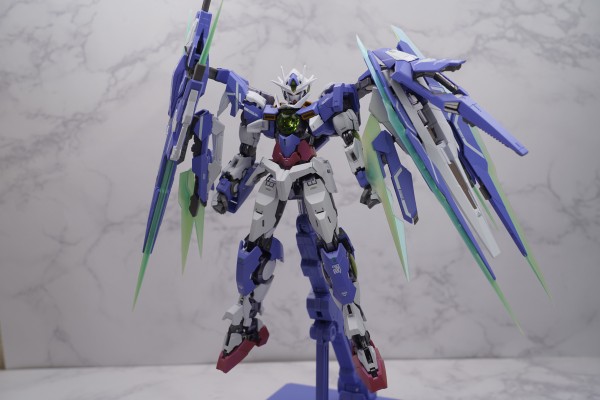METAL BUILD 量子型00高达 全刃装
