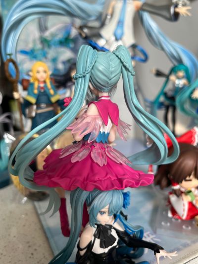 压泡面 初音未来 花仙子 波斯菊