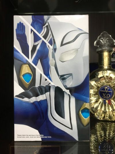 英雄勇像 盖亚奥特曼 阿古茹奥特曼 V1型 A款