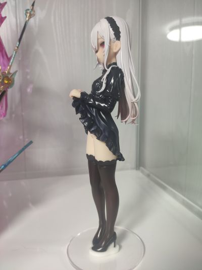 哥特小姐的恶作剧 梅尔维