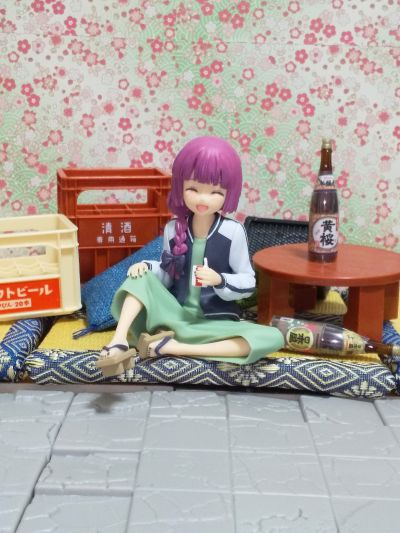 孤独摇滚！动画版 小坐系列奖品人偶 “广井菊理”