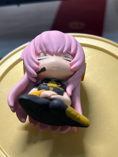 靠肩扭蛋 初音未来