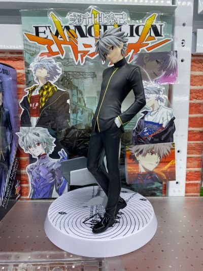 新世纪福音战士新剧场版：终  Luminasta “渚薰” 司令服款式2