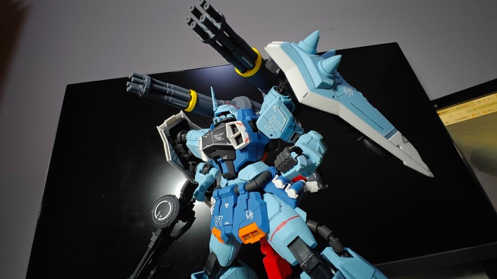 MG 机动战士高达SEED DESTINY 烈焰型渣古幻影/烈焰型渣古勇士