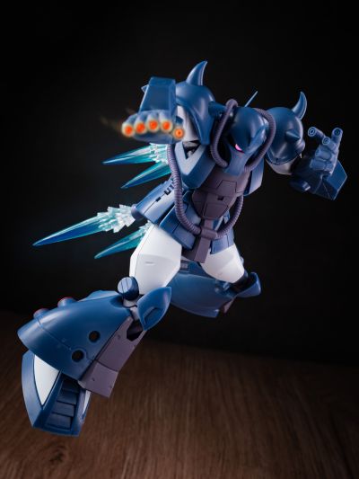 ROBOT魂＜机动战士系列＞ MS-07H 老虎试飞型 查布罗基地样式 剧中版