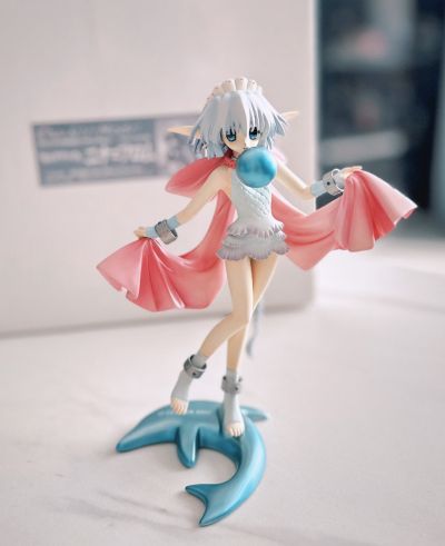 Characterモデル系列 5 モルダヴァイト ニナ＝フロム 