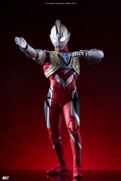 S.H.Figuarts 特利迦奥特曼 特利迦奥特曼 强力型