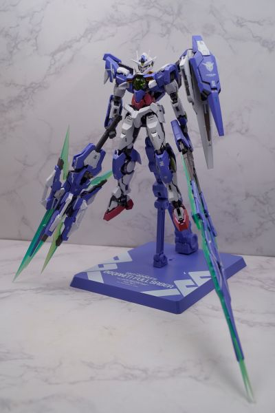 METAL BUILD 量子型00高达 全刃装