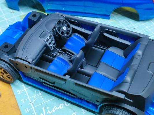 24231 1/24 斯巴鲁 翼豹 WRX STi