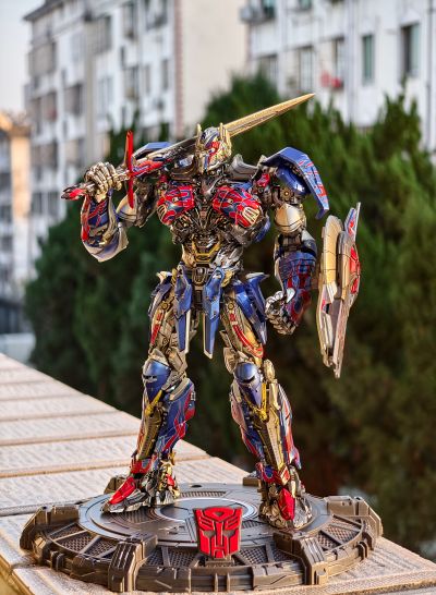 AMK PRO系列 变形金刚5：最后的骑士 擎天柱