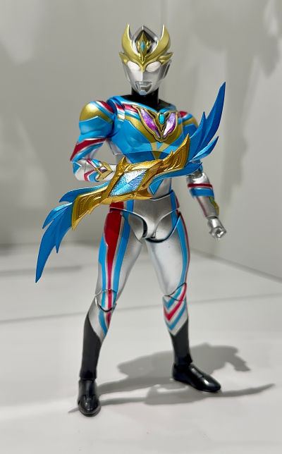 S.H.Figuarts 德凯奥特曼  强劲型