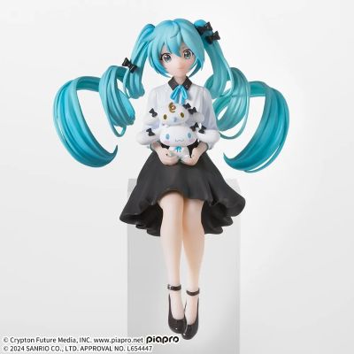 初音未来系列 小坐系列奖品人偶  "初音未来联名大耳狗与MILK"