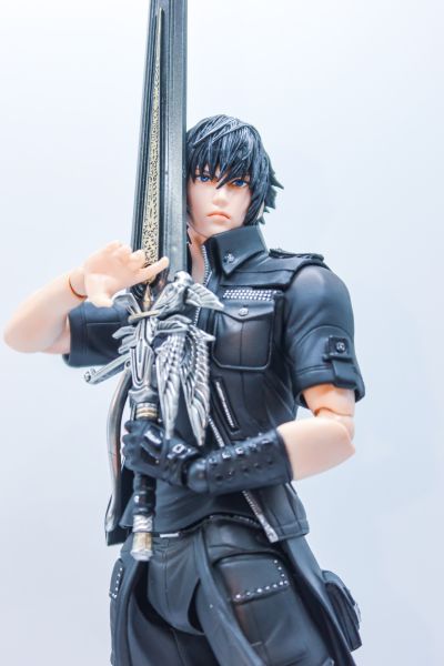 PlayArts改 最终幻想XV 诺克提斯