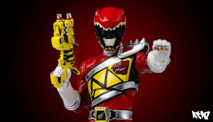 S.H.Figuarts(真骨雕制法)  兽电战队强龙者 强龙红