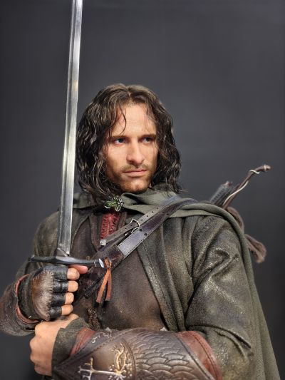 指环王 1/3阿拉贡全身像