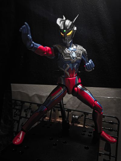 布鲁可超动积木人传奇周年版 赛罗奥特曼