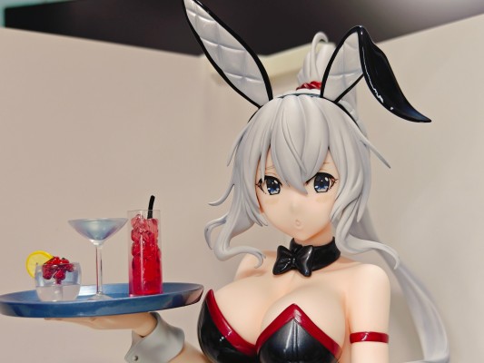 B-style 黑兔女郎