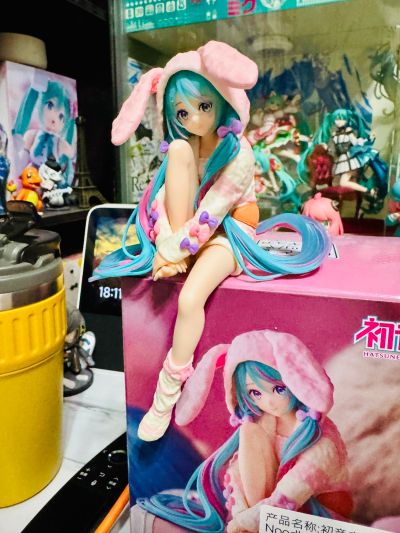 初音未来 压泡面人偶-兔耳睡衣-