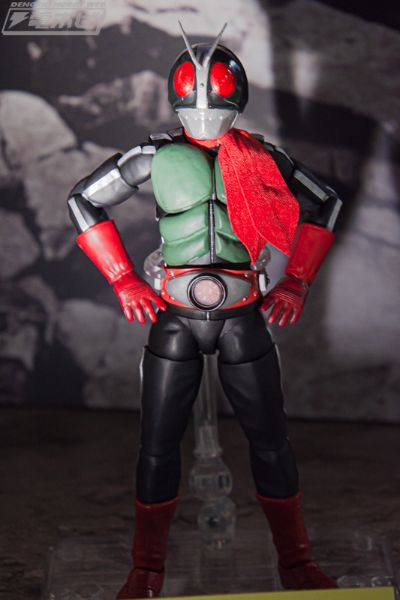 S.H.Figuarts（真骨雕制法） 假面骑士新2号 荣耀昭和骑士版