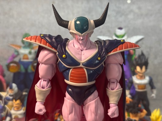 S.H.Figuarts  龙珠Z 库尔德王