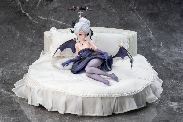 蔚蓝档案 空崎日奈 礼服