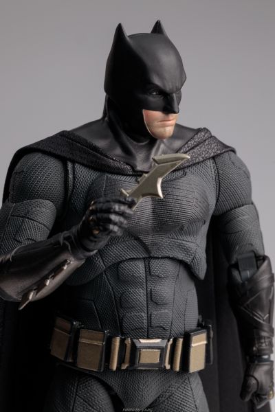 DC 人偶系列 正义联盟 轻甲蝙蝠侠