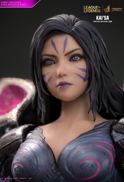 《英雄联盟》卡莎1:6比例珍藏人偶