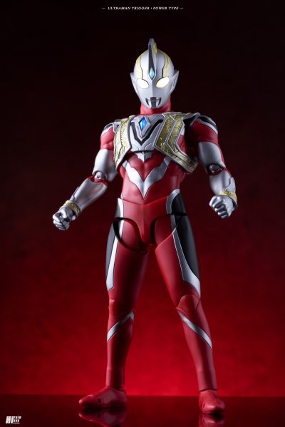 S.H.Figuarts 特利迦奥特曼 特利迦奥特曼 强力型