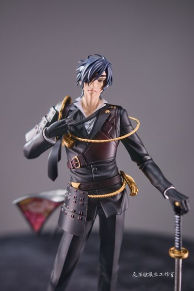 刀剑乱舞-ONLINE- 	烛台切光忠