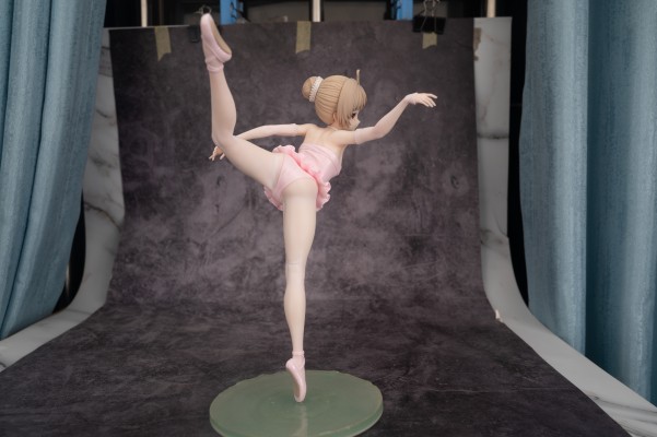 芭蕾少女 森罗万象虫洞吞噬者马克三