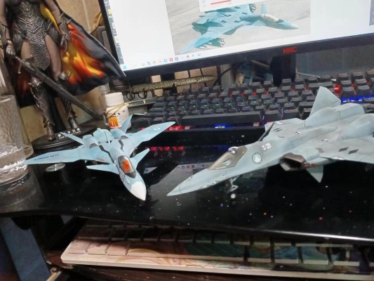 超时空要塞plus 1/72 VF-11B Thunderbolt