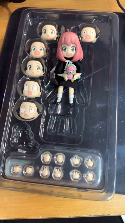 S.H.Figuarts 阿尼亚·福杰 -便装版本-