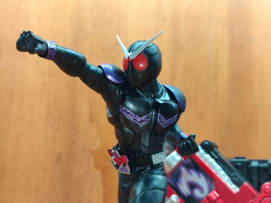 英雄勇像 假面骑士双骑 假面骑士王牌