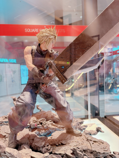 SQUARE ENIX主线 最终幻想7 重生 克劳德·斯特莱夫