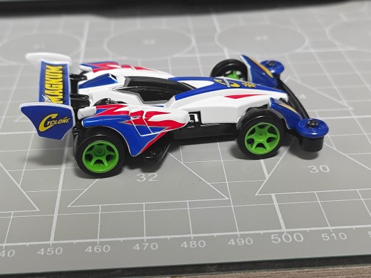 多美卡高级无限 四驱兄弟！！迷你四驱 旋风冲锋