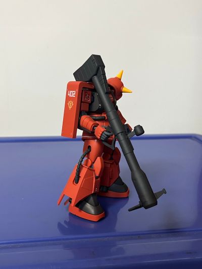 HGUC 1/144 机动战士高达 MSV-R 强尼·莱汀的归来 MS-06R-2 强尼・雷电专用扎古