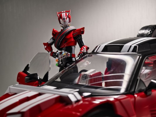 S.H.Figuarts 假面骑士驰骑 假面骑士驰骑 飙速型