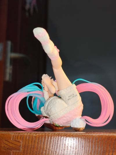 初音未来 压泡面人偶-兔耳睡衣-