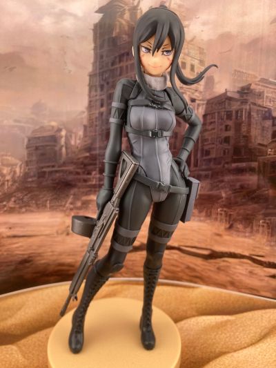 刀剑神域外传Gun Gale Online Luminasta“Pitohui”