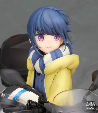 摇曳露营△ 志摩凛+三轮摩托