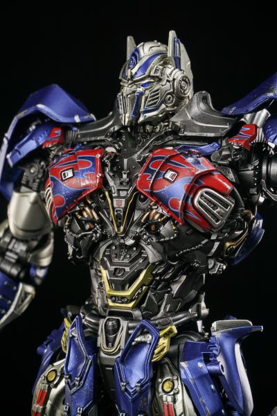 AMK PRO系列 变形金刚5：最后的骑士 擎天柱