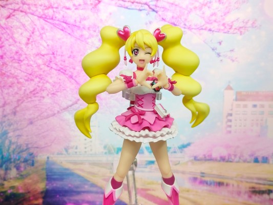 S.H.Figuarts   桃天使 -光之美少女设计师版本-