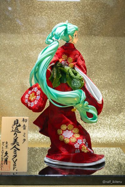 初音未来 回首美人图  -久月联名日本人偶-