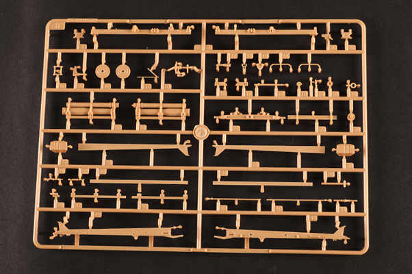 编号:63540 1/35 装甲车辆系列 GMC DUKW-353两栖运输车带105毫米榴弹炮