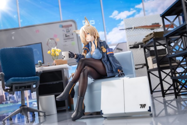 蔚蓝档案 尾刃康纳 休憩中