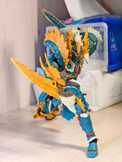 山口式转轮科技   怪物猎人系列  猎人男剑士 雷狼龙装 (新版)