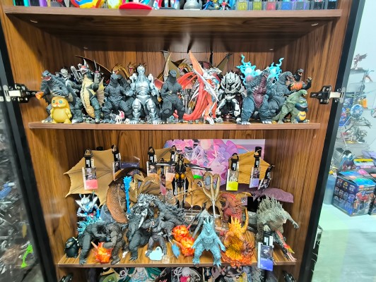 极致超值系列 哥斯拉大战金刚 骷髅爬虫