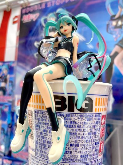 初音未来 压泡面人偶-炫彩科技款-