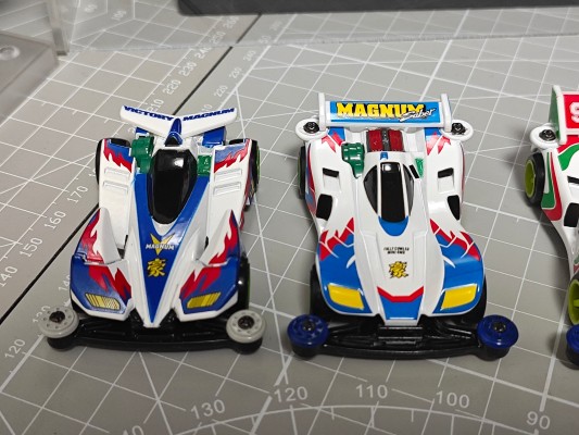 多美卡高级无限 四驱兄弟！！迷你四驱 胜利冲锋