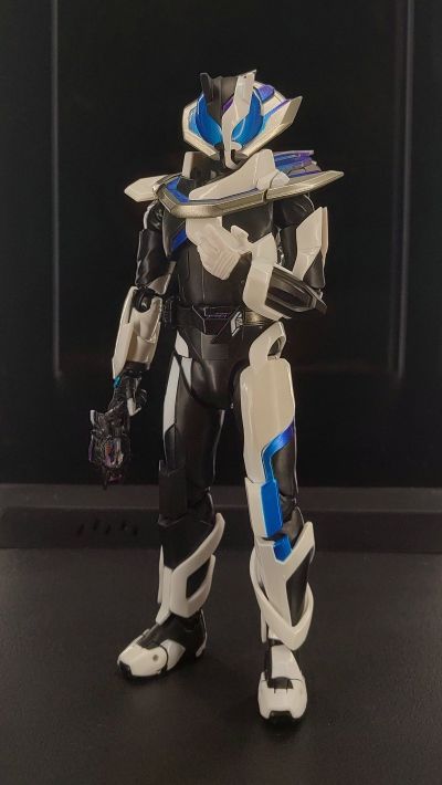 S.H.Figuarts 假面骑士吉恩